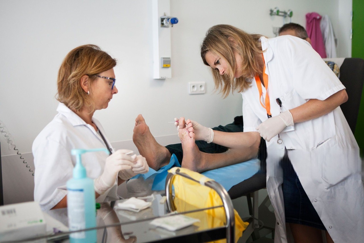 Enroll in Our Advanced Nurse Course for Foot Care Training